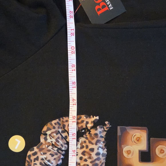 Animal Print Long Sleeve Sweatshirt Size Large - Picture 12 of 12